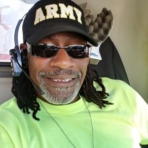 Meet your Posher, Thomas